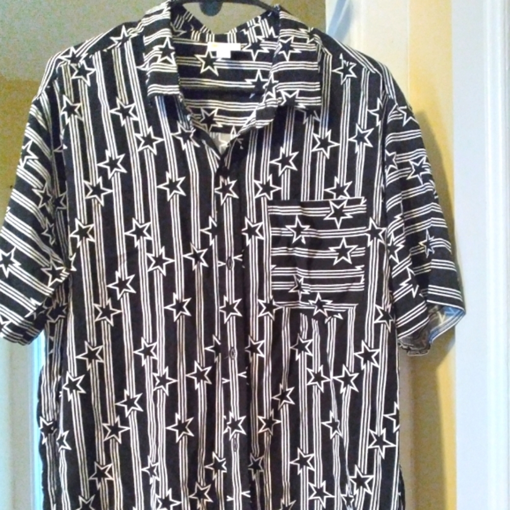 Lularoe Michael shirt L NWOT